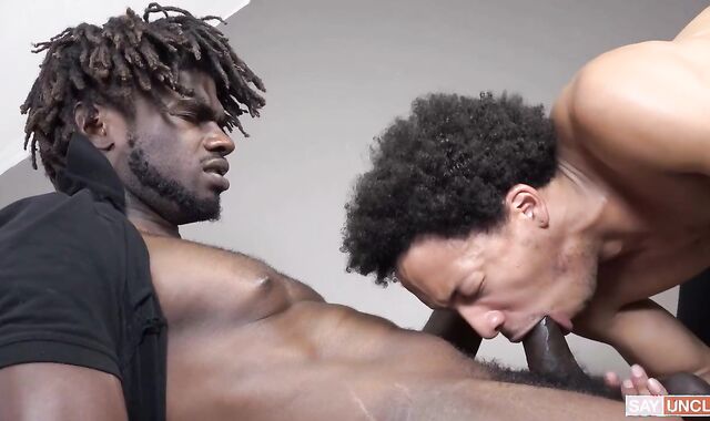 YoungPerps voyeur-voyeur Officer Devin Trez boned by Tommy Bluezz