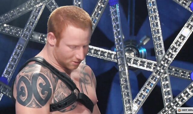 HotHouse spycam-spycam Muscly Jordan perceives the need for plunging rigid