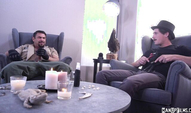 ManUpFilms voyeur-spycam Zombie Draven Navarro reveal immense man rod