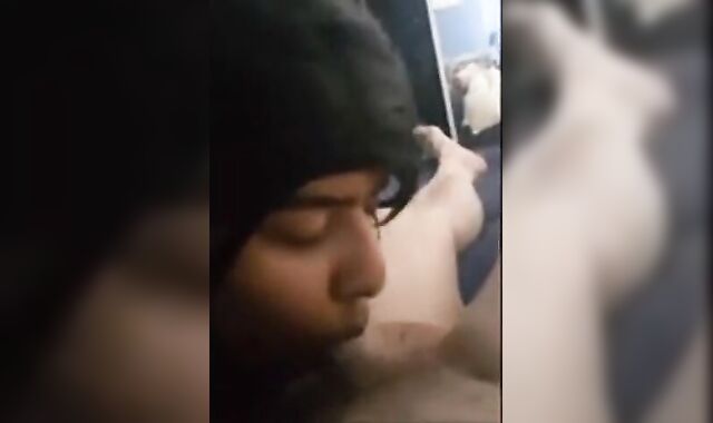 Crossdresser Sucks Random Hookup 2