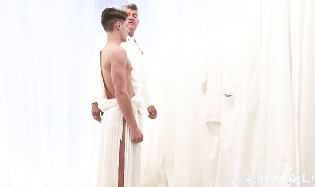 masonicboys:voyeur A Charismatic 3