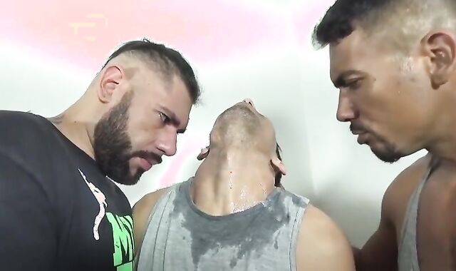 Neck take up with the tongue And Slobber