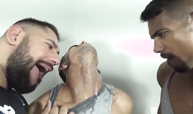 Neck take up with the tongue And Slobber