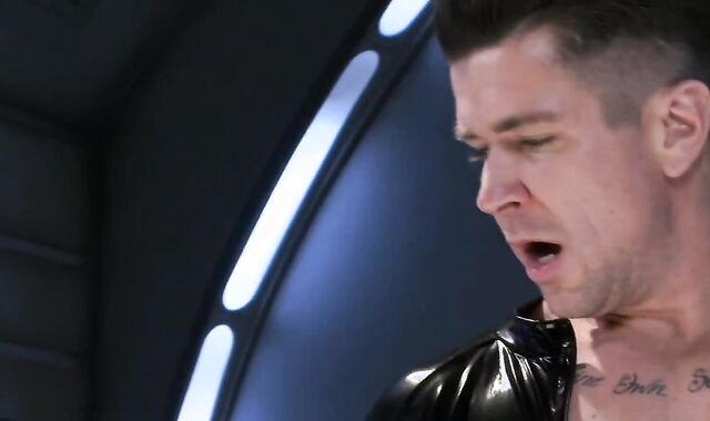 Condom sir And S/m villein