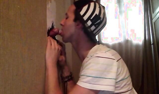 Youthful phat arab inexperienced tearing up