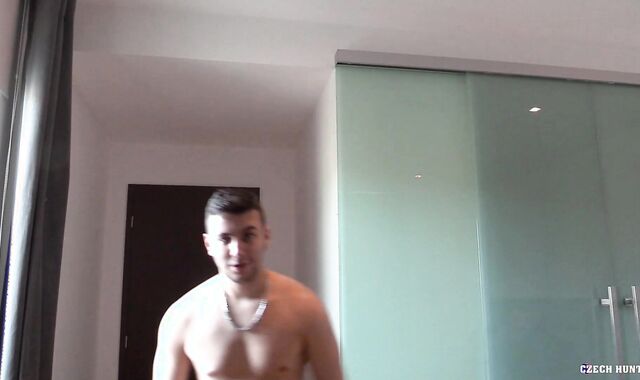 Czech Hunter:voyeur Railing the Nod of Schoolgirl Enlivenment