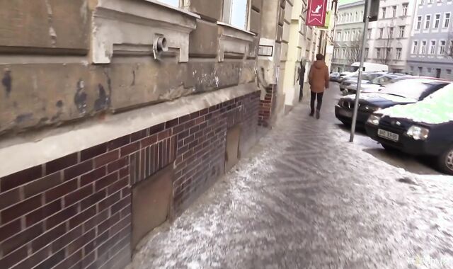 Debt Dandy:voyeur Sweating it out on the Streetcar Named Wish