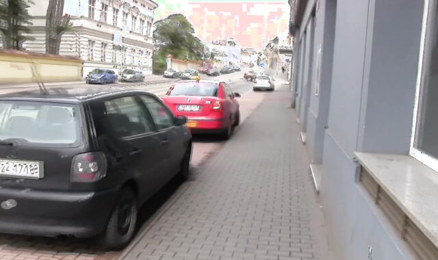 Debt Dandy:spycam When Currency Matters Get Grubby