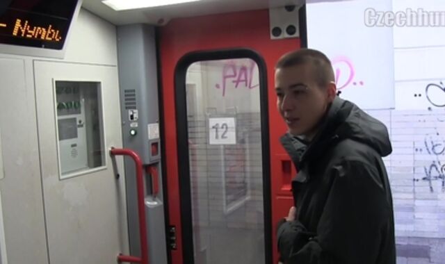 Czech Hunter:voyeur Using a voyeur'College Project'voyeur to Tempt