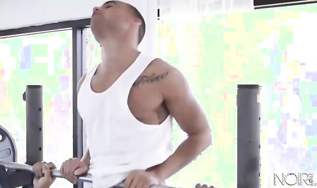 Beaux Banks spycam&voyeur Zario Travezz