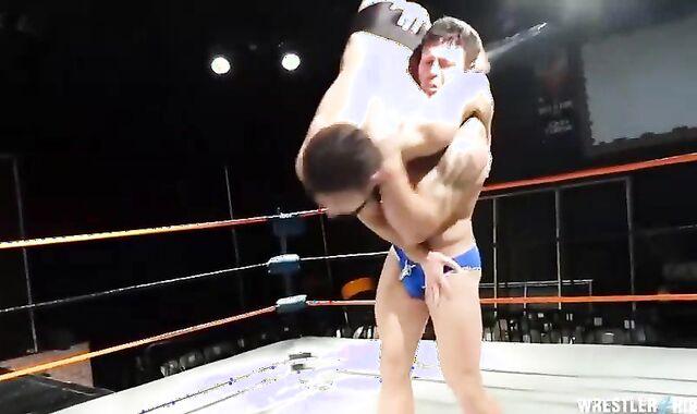 ultra-kinky Muscle Predominated