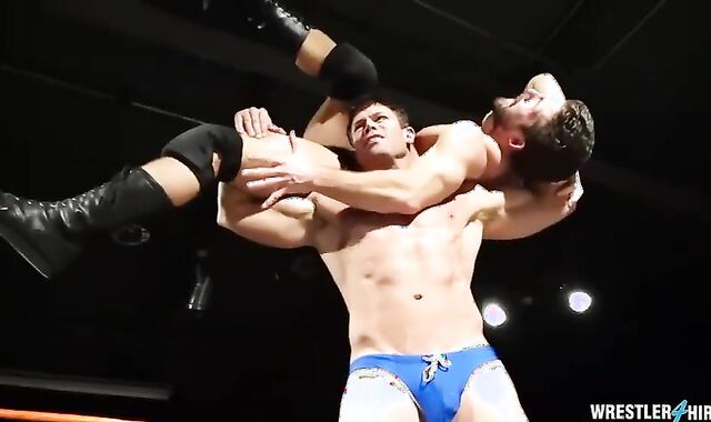 ultra-kinky Muscle Predominated