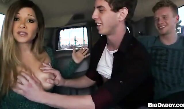 Moist drilling accompanied by heterosexual fellow