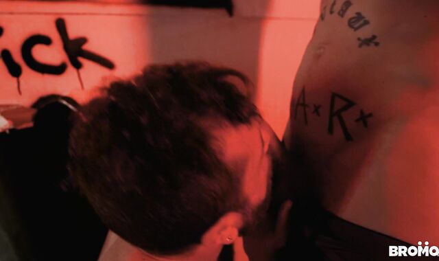 corporalist Dicksucker:voyeur moist spycam-spycam Bo Sinn with Riley Mitchel Yankee Hookup