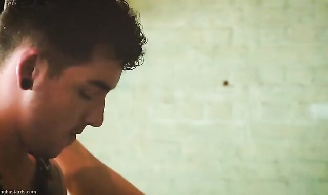 Servant hookup next to tart Service