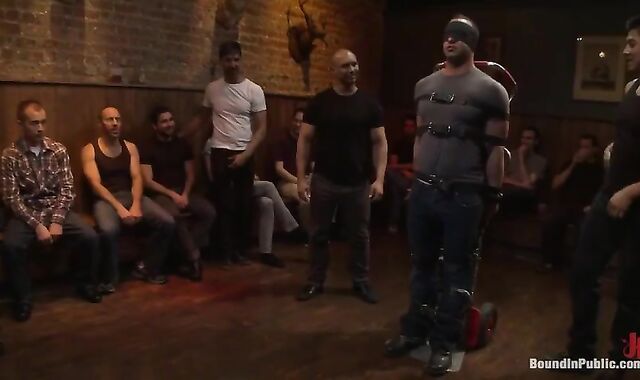 BoundInPublic spycam-voyeur Italian Bodybuilder Is Used And Abjected