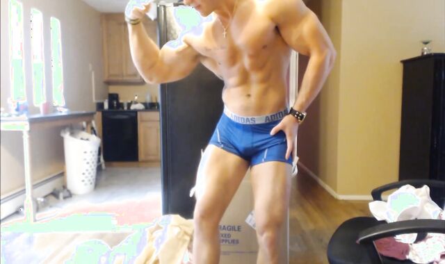 Wordy dom Cub strips Down