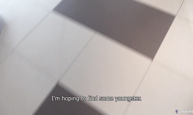 Czech Hunter:voyeur Mall Hunting for Fellows