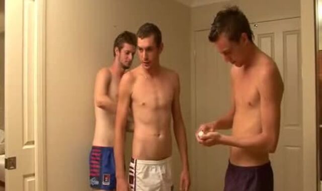 trio Gay-for-pay Aussies boink