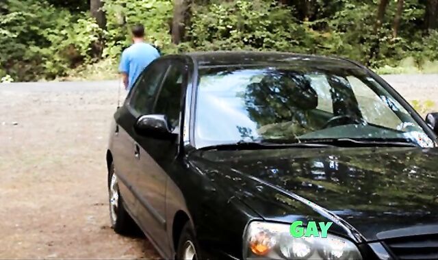 Big-Cock Hunk Jerks Off Outdoors