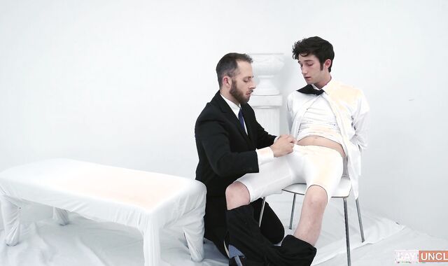 MissionaryBoys.com spycam-spycam President Lewis luvs rock-hard fuckin'