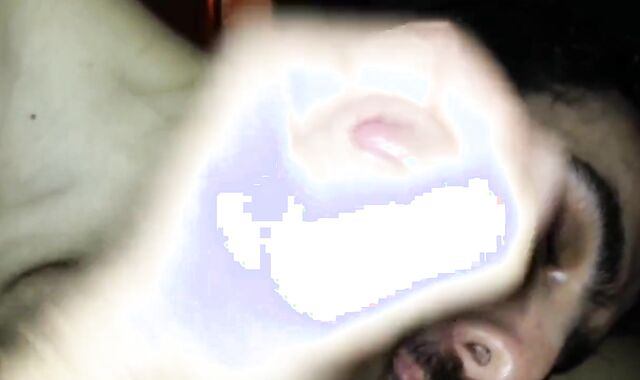 Chupando as bolas e o pau do hetero amigo - amador, blowjob, latin 3