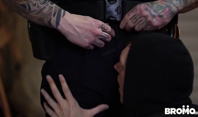 BROMO voyeur-spycam Jordan Levine among Zane Anders hj public bang-out