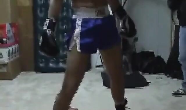 Gut Kicking amoral Vs Steven Thomas