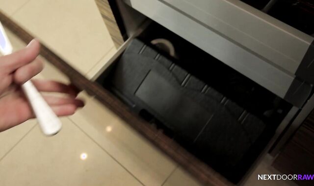 Next Door Humid:voyeur The Fake penis in the Bag:voyeur A Story of Discovery