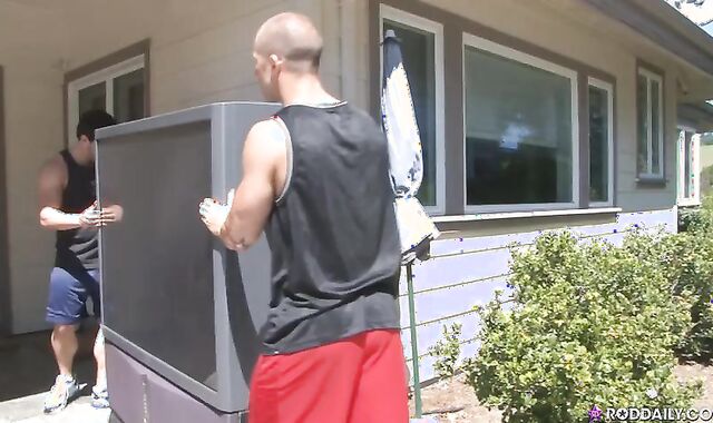 Manmeat Daily:spycam Inches of Enjoyment:spycam Beefstick and Vince