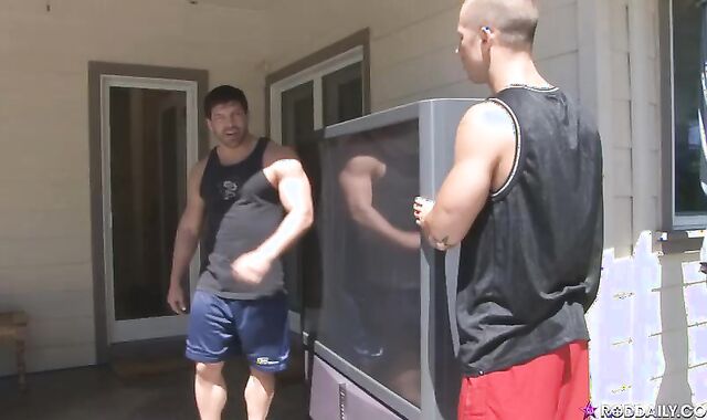 Manmeat Daily:spycam Inches of Enjoyment:spycam Beefstick and Vince