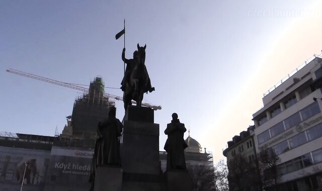 Czech Hunter:spycam The Unspoken Truth Behind That Bedroom Rental