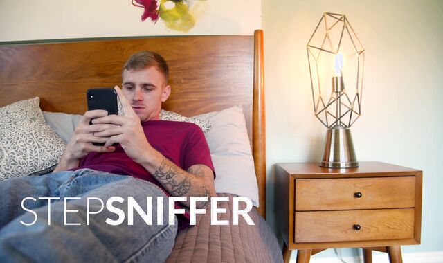 Next Door Taboo:voyeur Lusting After Stepbrother