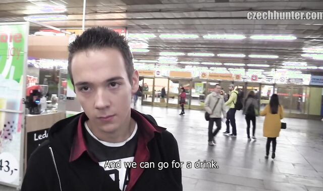 Czech Hunter:voyeur Hunting in the Rain for His Seduction