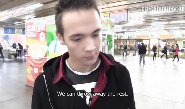 Czech Hunter:voyeur Hunting in the Rain for His Seduction