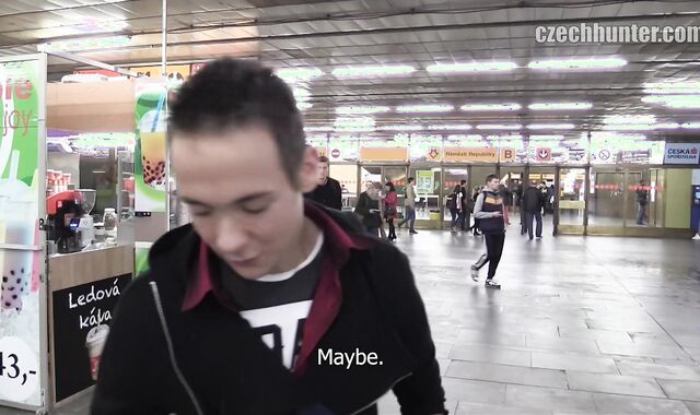 Czech Hunter:voyeur Hunting in the Rain for His Seduction