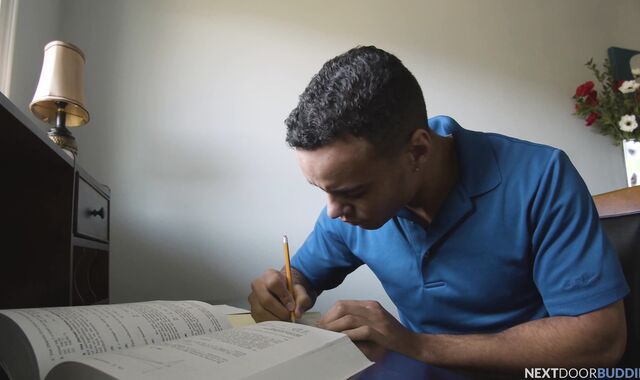 Next Door Homies:voyeur Beyond Textbooks,spycam Deeper Into Cravings