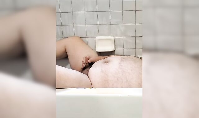 Jerking Off Pleasure in a Tub (Extra Long!)
