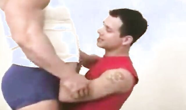 Muscular lad man predominance arches to get screwed