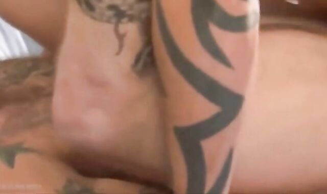 Breeding Bareback with a Big Cock