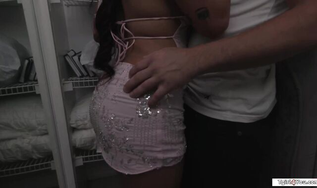 I anal fuck a hot shemale in the closet