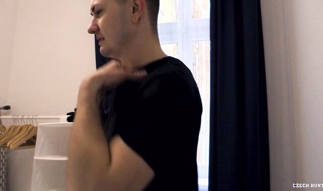 Czech Hunter:spycam Stranger's Trimmed Figure Allurement