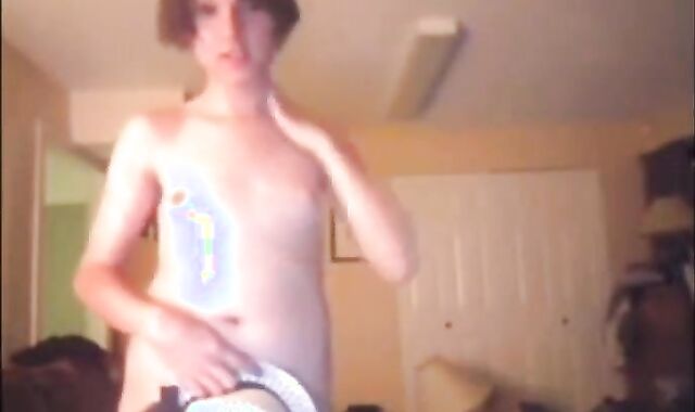 Crossdressing Twink on Webcam 3