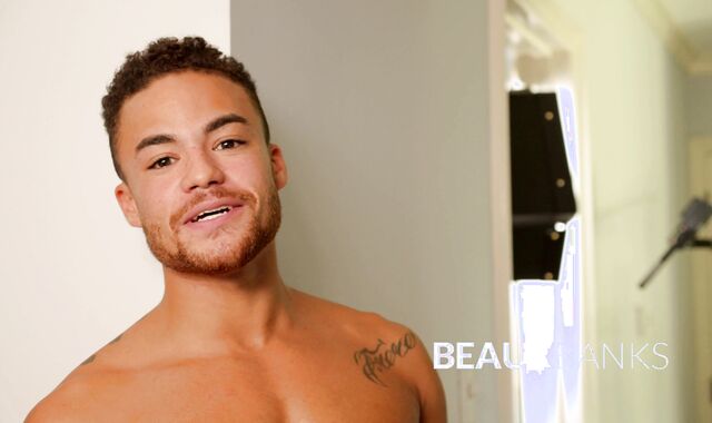 Next Door Wet:voyeur Without a condom Joy with Beaux and Dante