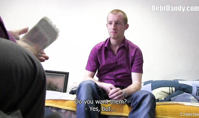 Debt Dandy:voyeur Endowed oral job abilities of a desperate dude