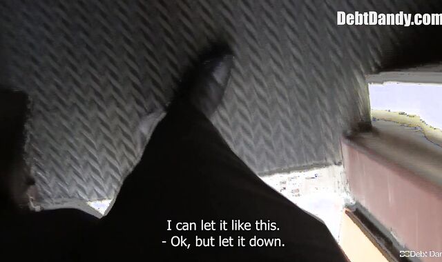 Debt Dandy:voyeur Endowed oral job abilities of a desperate dude