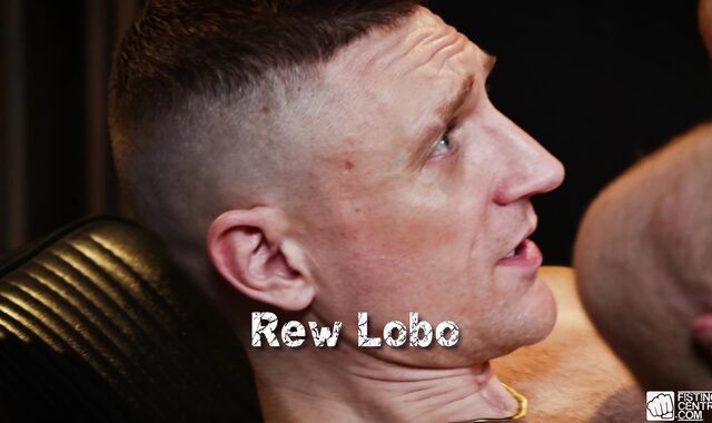 Going knuckle deep Central:voyeur Furry Ian's Large Strenuous Trouser snake Deepthroated Off