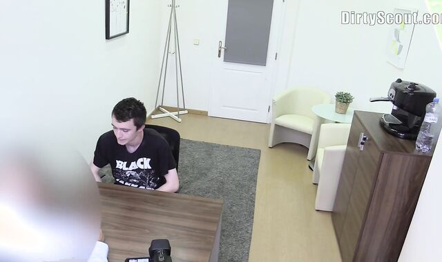 Sloppy Scout:voyeur Bare Dudes Inspire Teenie Plumber's Imagination