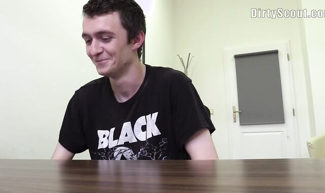 Sloppy Scout:voyeur Bare Dudes Inspire Teenie Plumber's Imagination