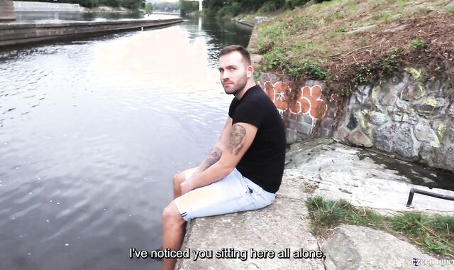 Czech Hunter:voyeur From Moneyless to Weenie voyeur-spycam A Welder's Raw Fantasy